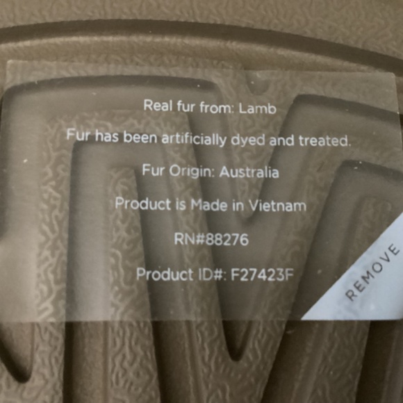 UGG® Women's Funkarra Zip Cuffed Cold-Weather Booties, size 9 - Picture 9 of 13